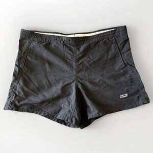 Patagonia Active Shorts Women's 35in waist Black Nylon Baggies